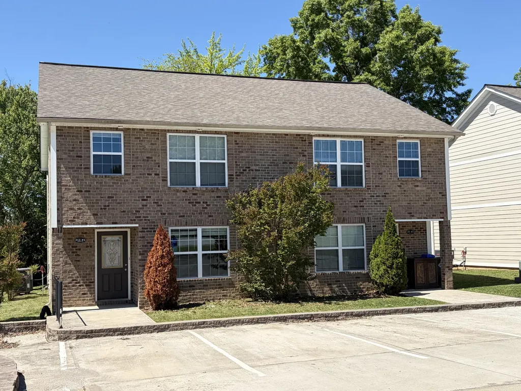 211 Hurley Lane London KY 40744