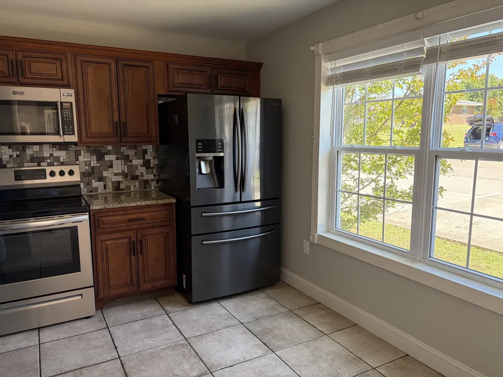 211 Hurley Lane London KY 40744