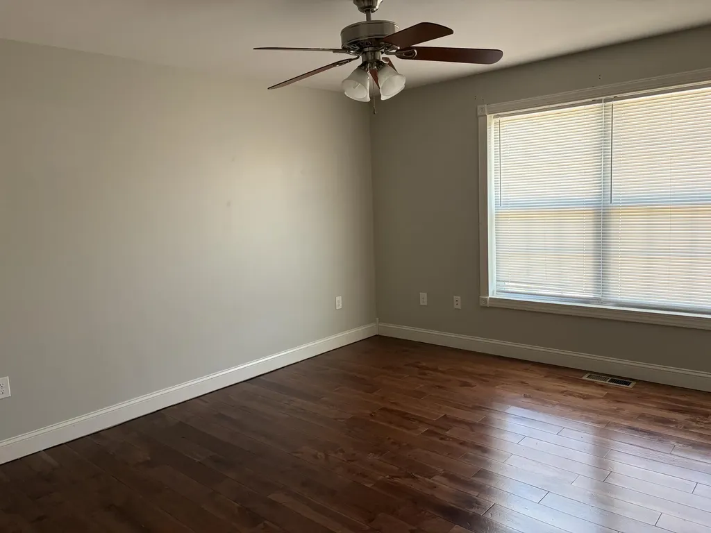 211 Hurley Lane London KY 40744