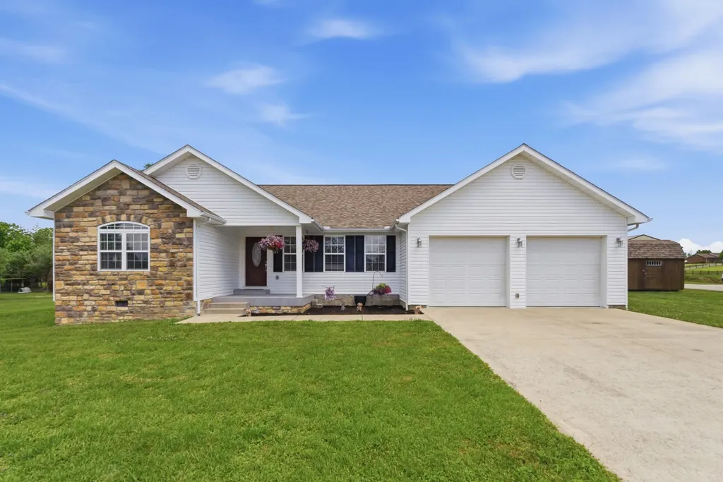 413 Talon Trail London KY 40744