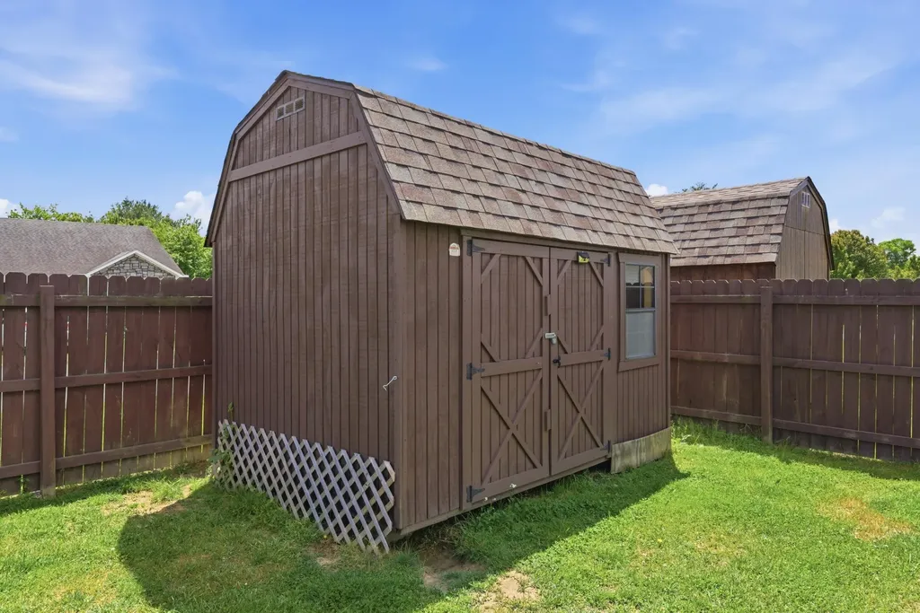 413 Talon Trail London KY 40744