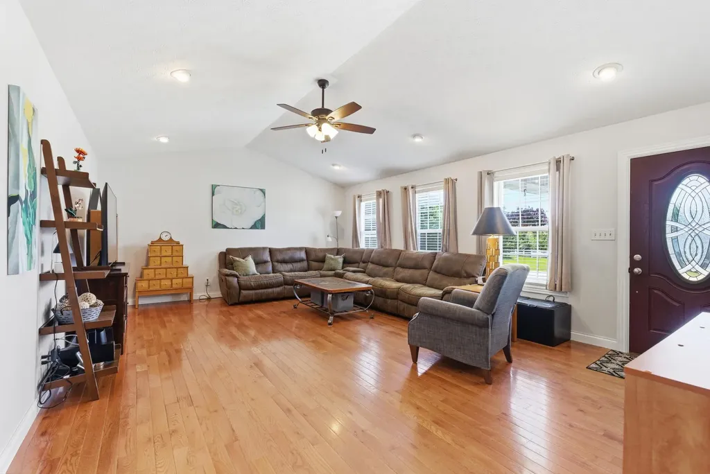 413 Talon Trail London KY 40744