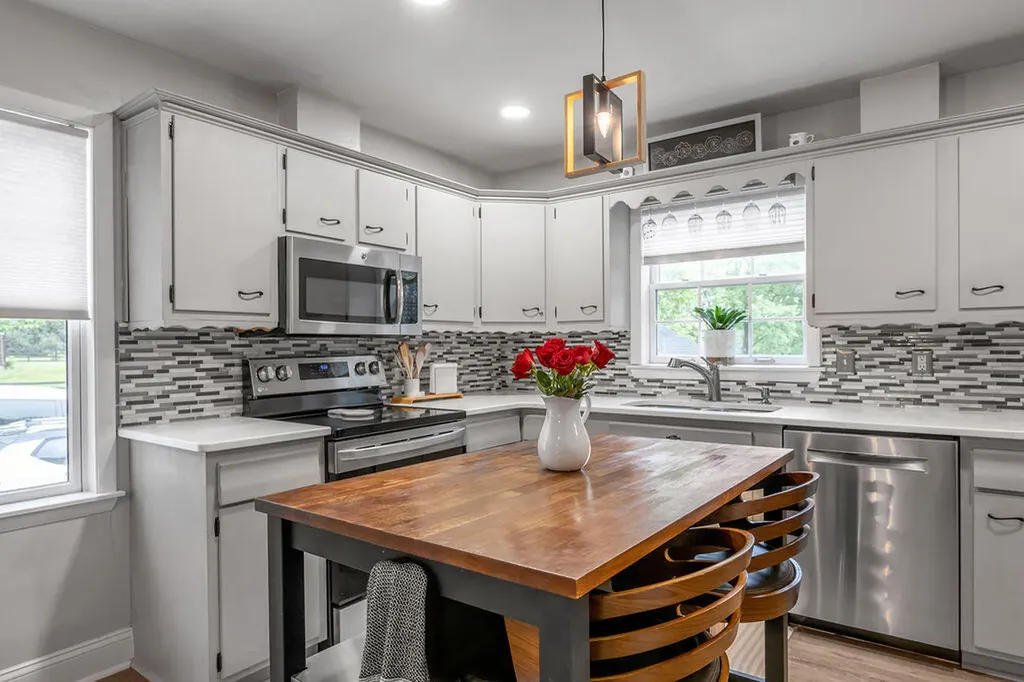 168 Swigert Avenue Lexington KY 40505