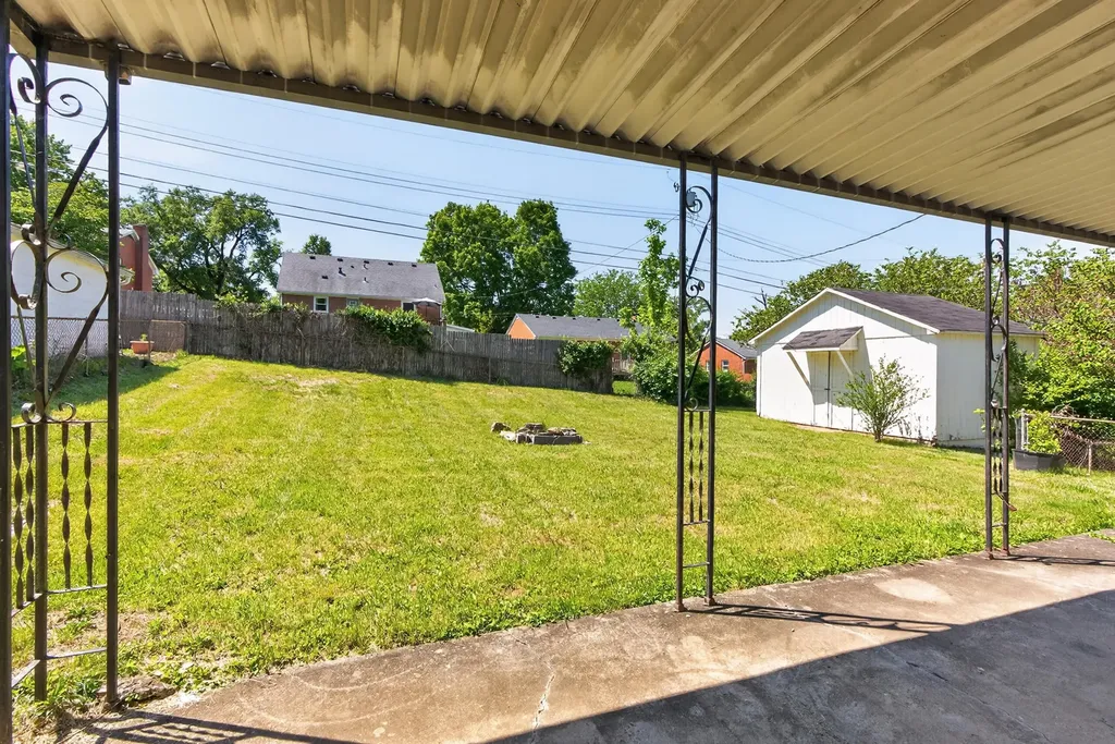 103 Richardson Street Midway KY 40347