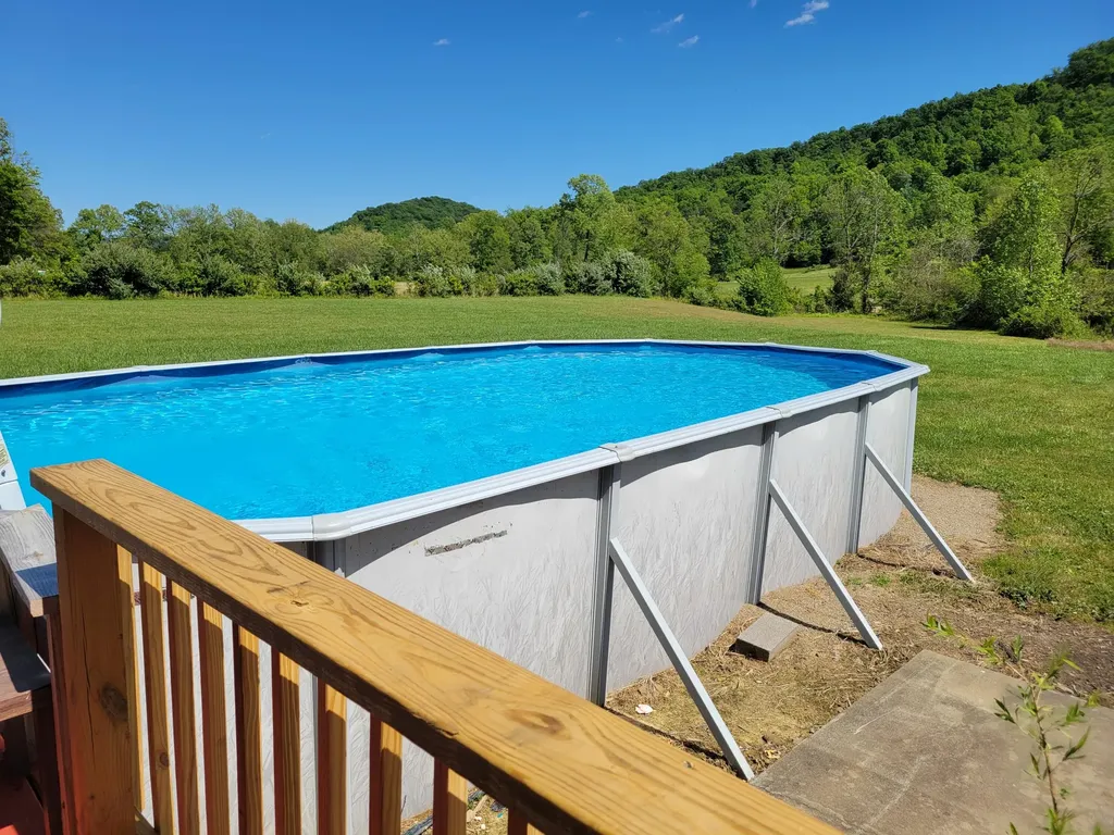 929 Pine Grove Road Olympia KY 40358