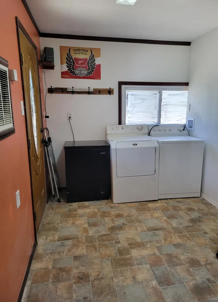 929 Pine Grove Road Olympia KY 40358