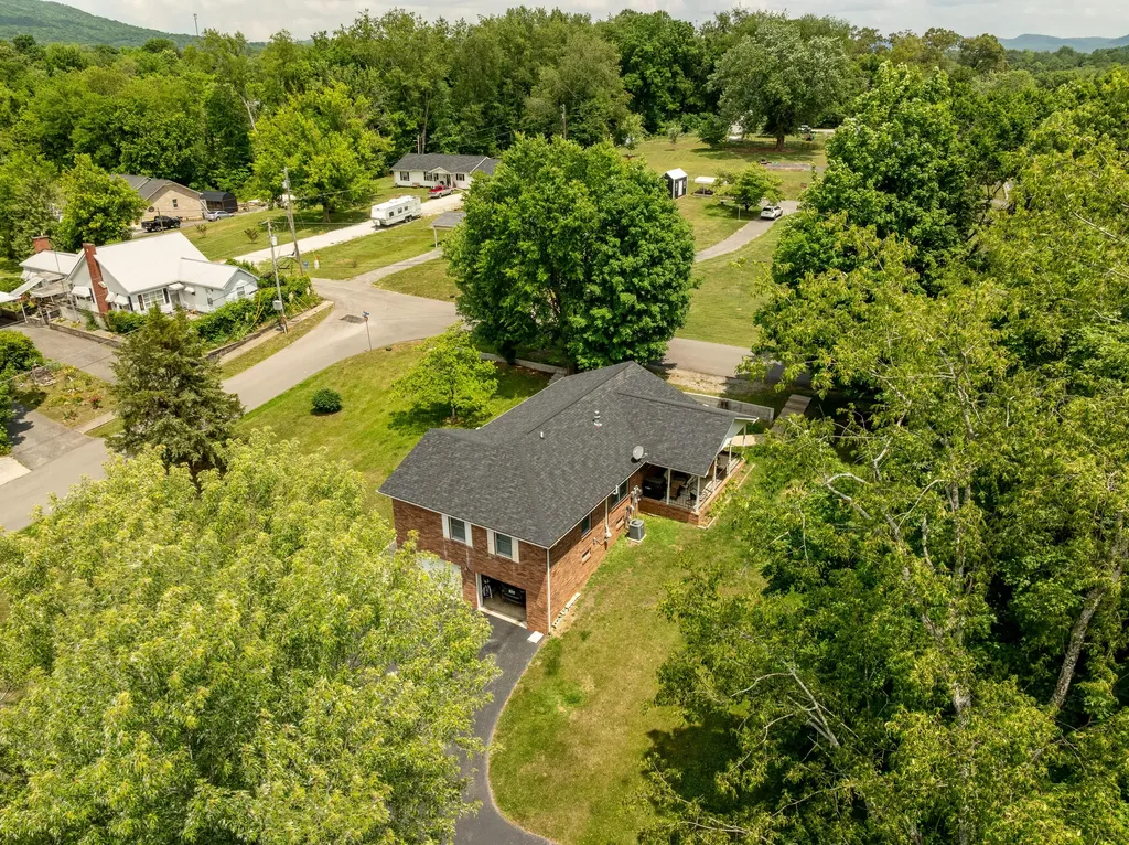 315 Lovelace Street Albany KY 42602