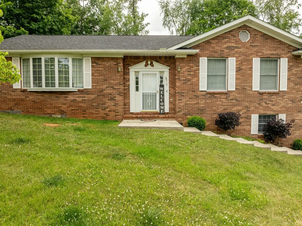 315 Lovelace Street Albany KY 42602