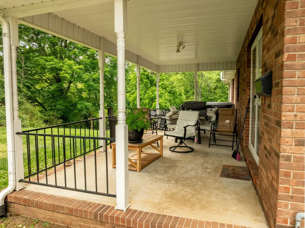 315 Lovelace Street Albany KY 42602