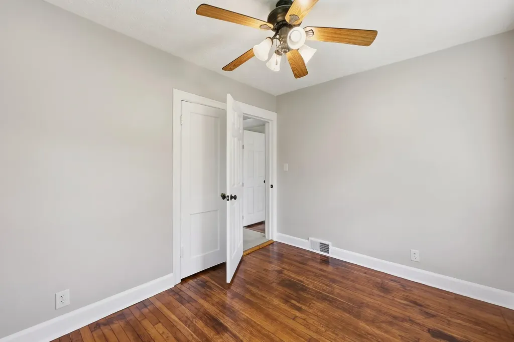 513 E Main Street Burgin KY 40330