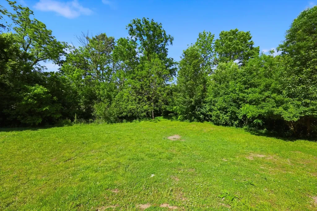 513 E Main Street Burgin KY 40330
