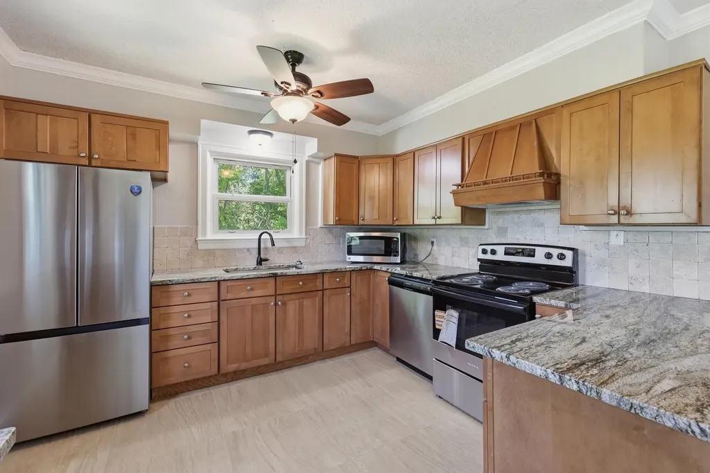 513 E Main Street Burgin KY 40330