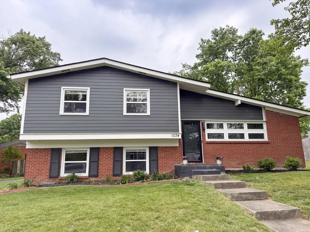 1034 Castleton Way Lexington KY 40517