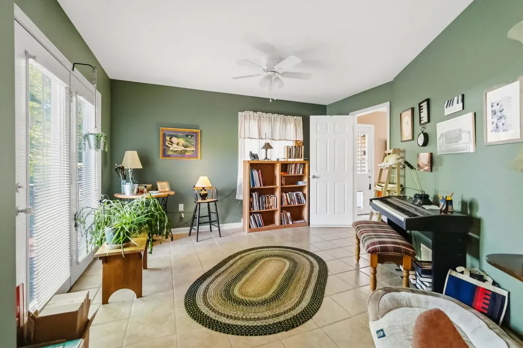 330 Harold Reams Road London KY 40741