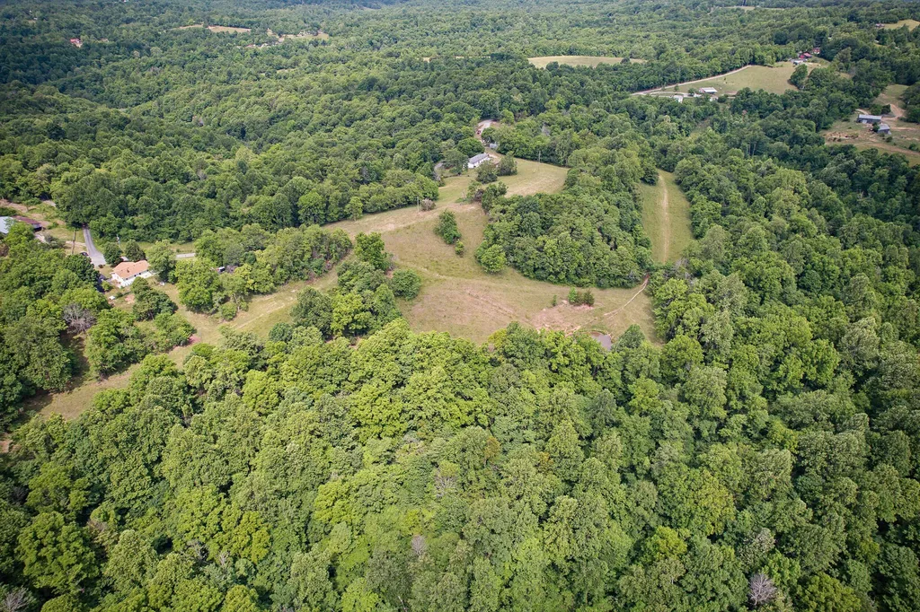 1525 Tennessee Ridge Road Parksville KY 40464