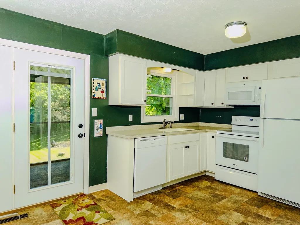134 Happy Circle Drive Somerset KY 42501