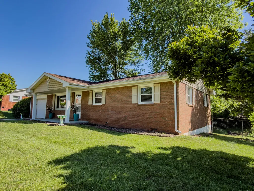 134 Happy Circle Drive Somerset KY 42501