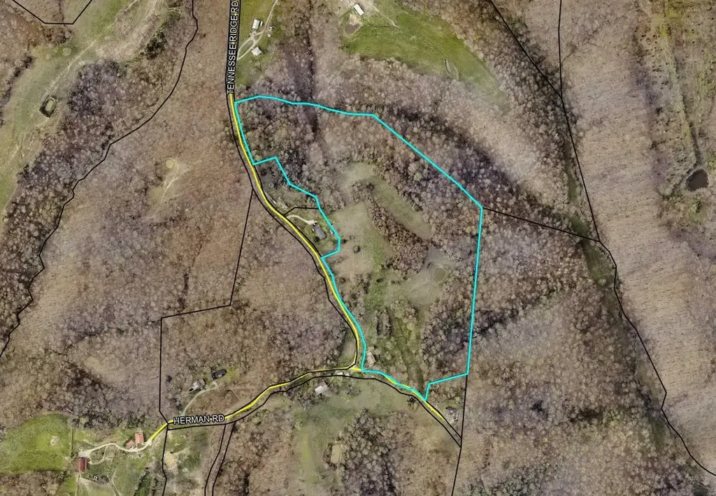 1525 Tennessee Ridge Road Parksville KY 40464