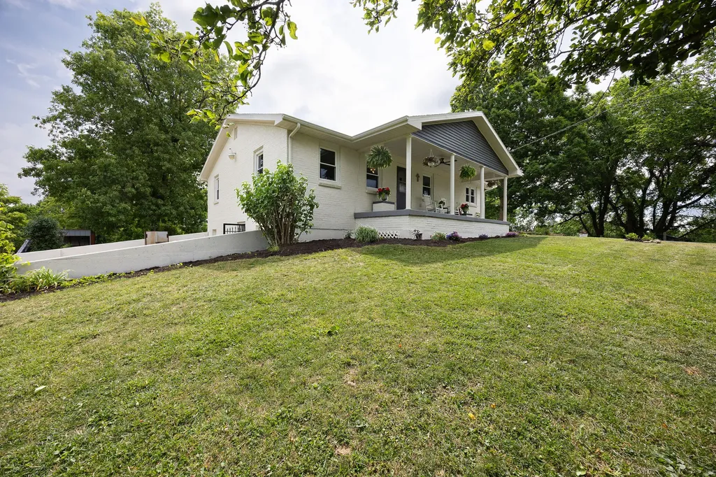 1525 Tennessee Ridge Road Parksville KY 40464