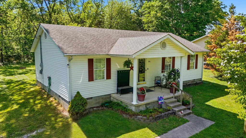 306 Water Street Berea KY 40403