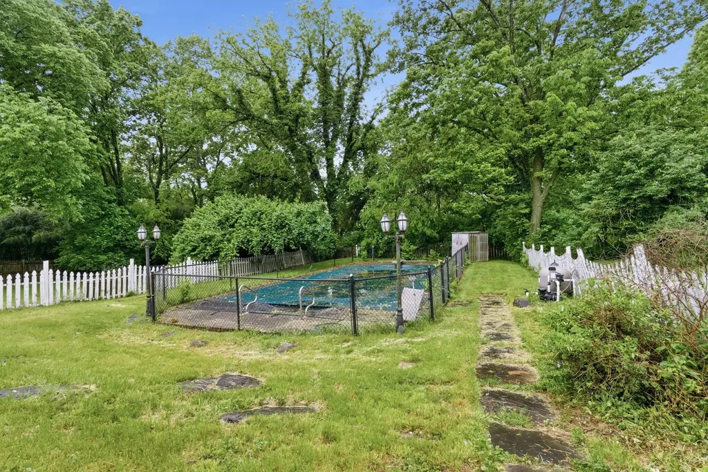 341 N Broadway Street Georgetown KY 40324