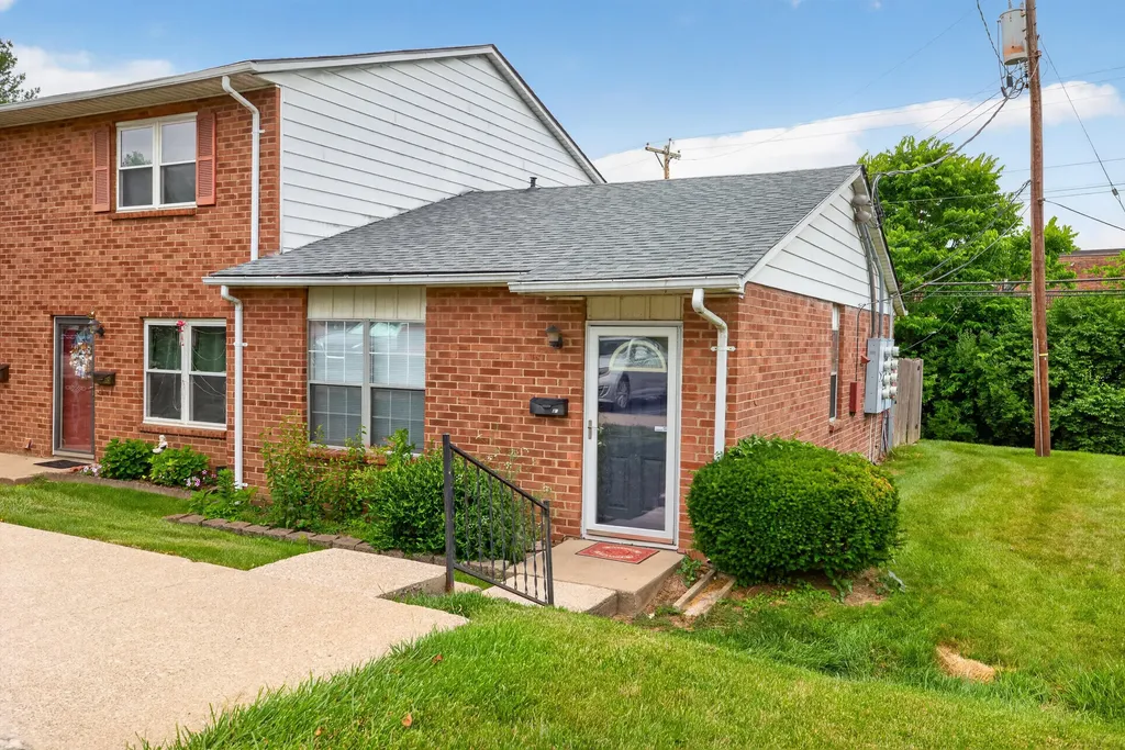 3500 Warwick Drive Lexington KY 40517