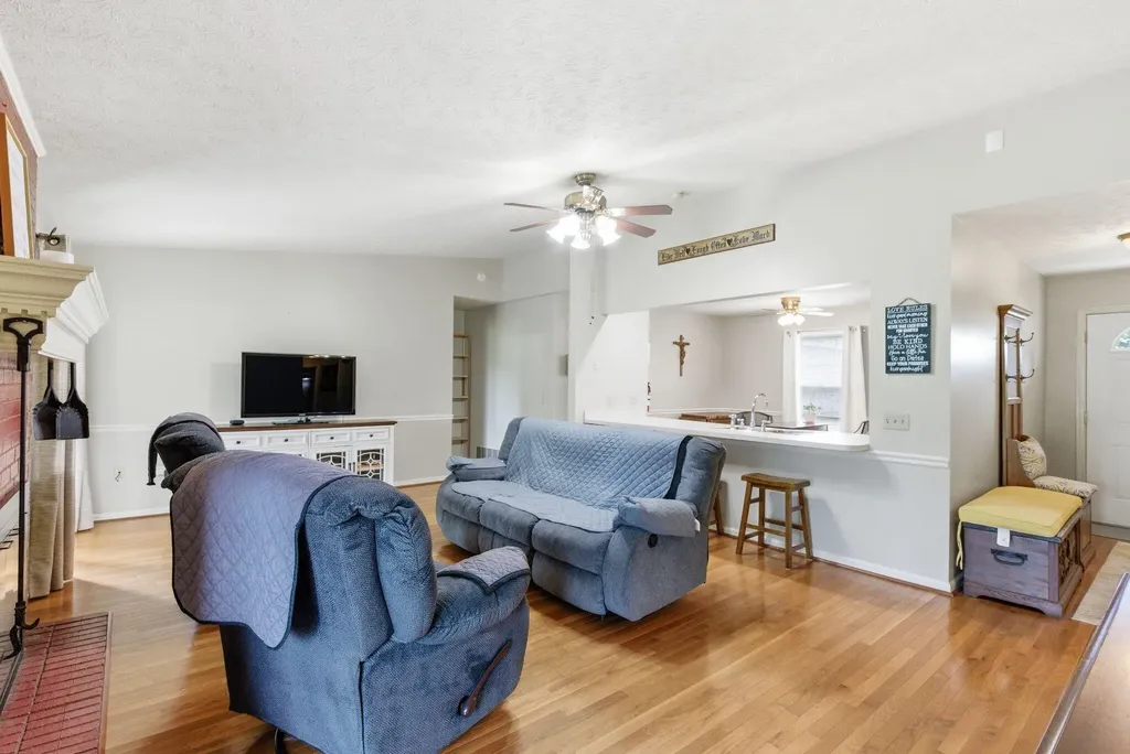 1036 Raintree Drive Richmond KY 40475