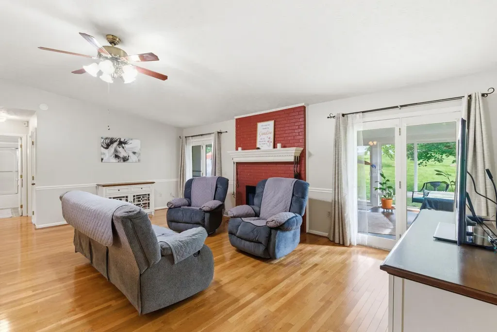 1036 Raintree Drive Richmond KY 40475