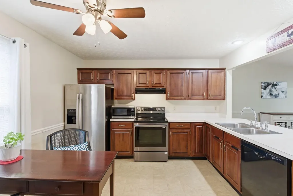 1036 Raintree Drive Richmond KY 40475