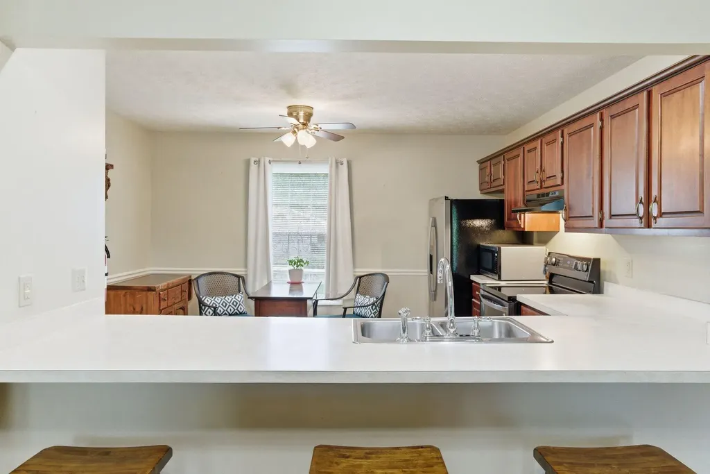 1036 Raintree Drive Richmond KY 40475