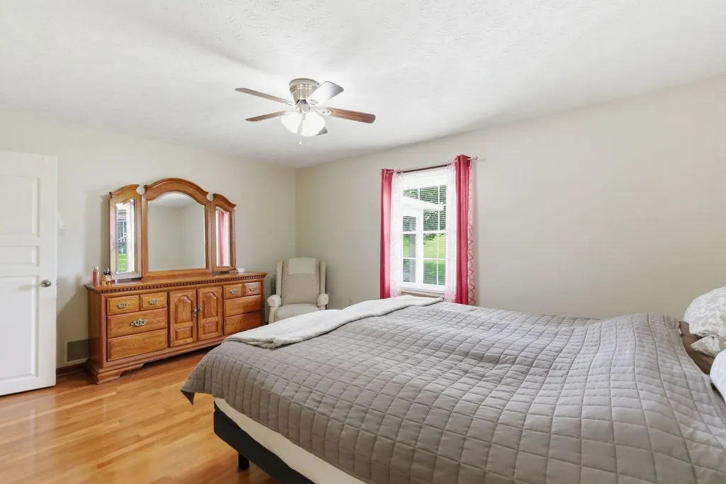 1036 Raintree Drive Richmond KY 40475