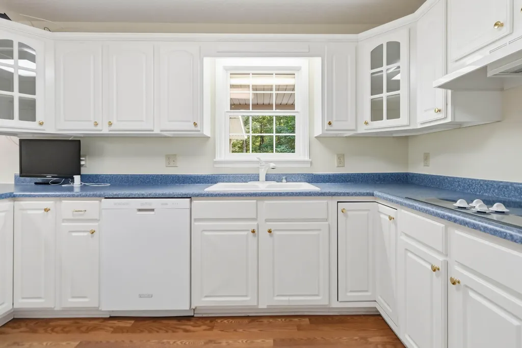 176 Redwood Lane Corbin KY 40701