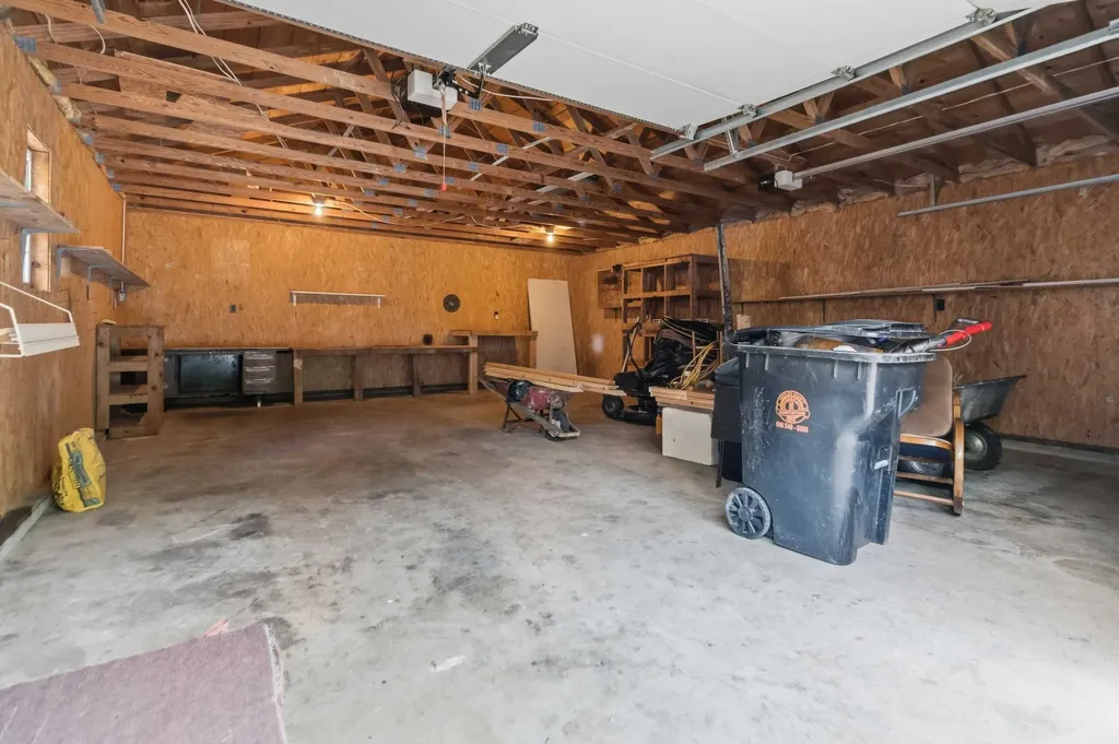 176 Redwood Lane Corbin KY 40701