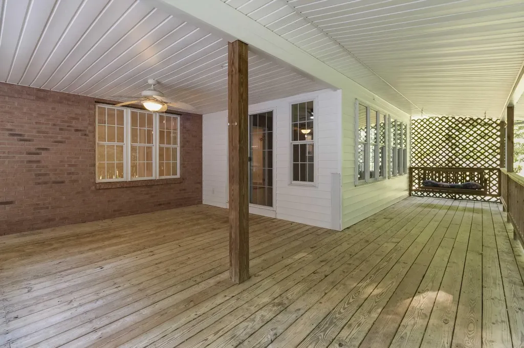 176 Redwood Lane Corbin KY 40701