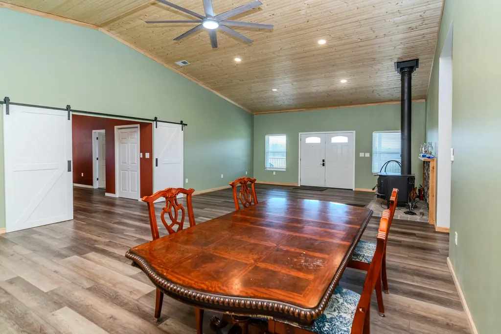 4174 Fall Lick Road Lancaster KY 40444