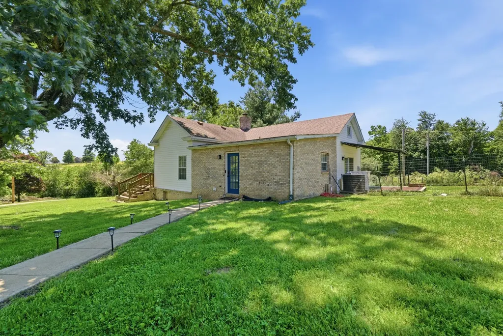 82 Windy Ridge Lane Cynthiana KY 41031