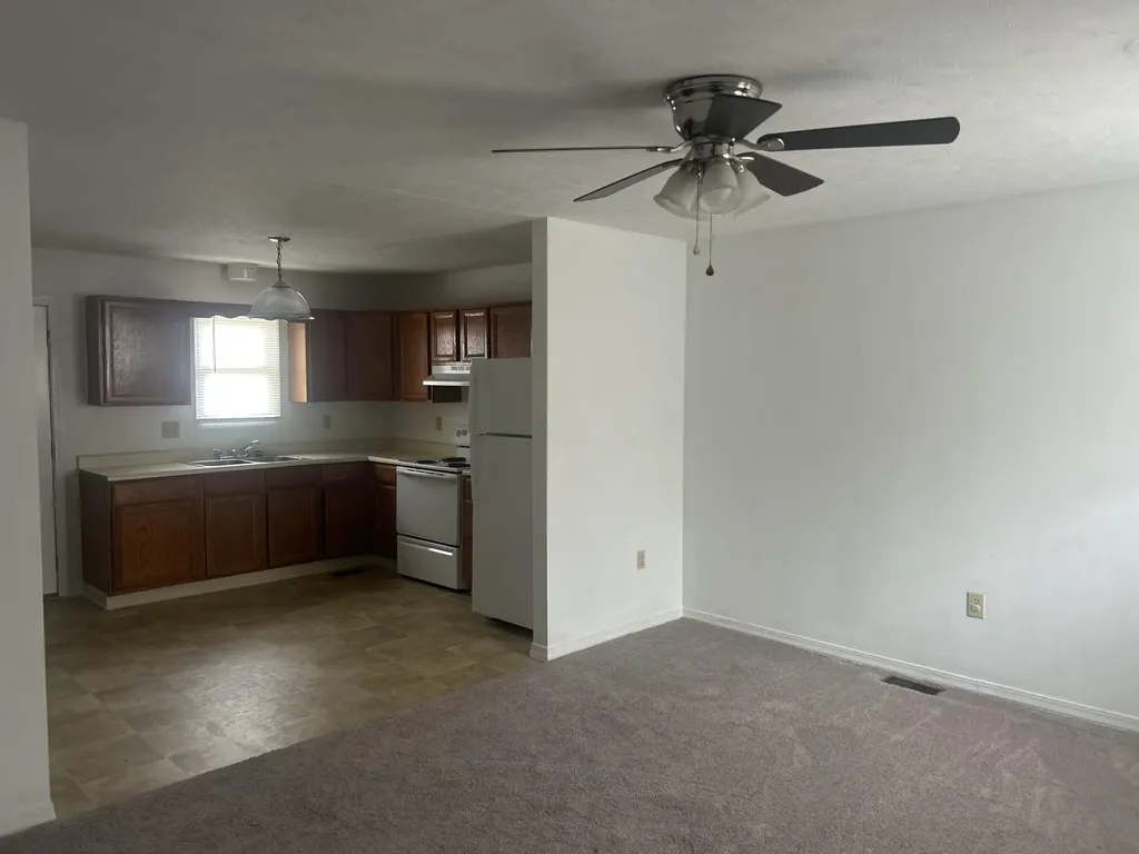 119 Fifth Avenue Clay City KY 40312