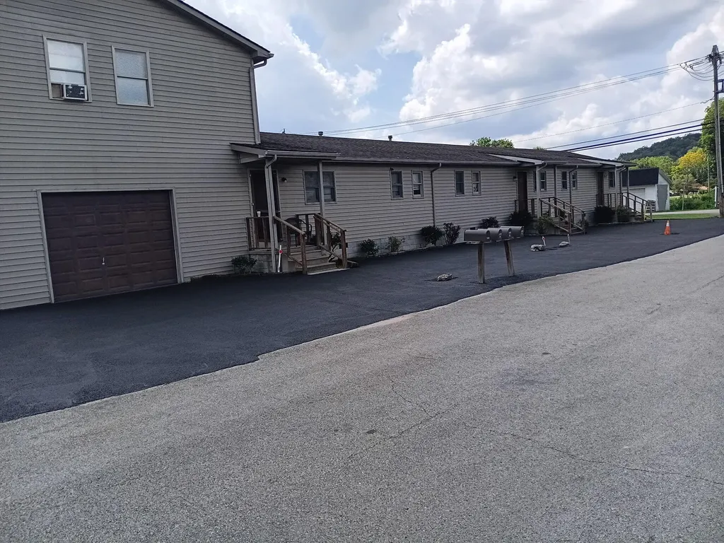 119 Fifth Avenue Clay City KY 40312