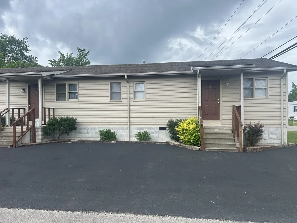 119 Fifth Avenue Clay City KY 40312
