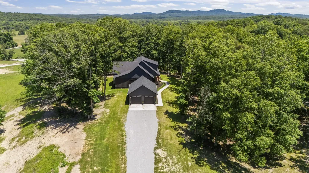 330 Spencer Lane Winchester KY 40391