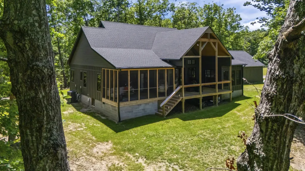 330 Spencer Lane Winchester KY 40391