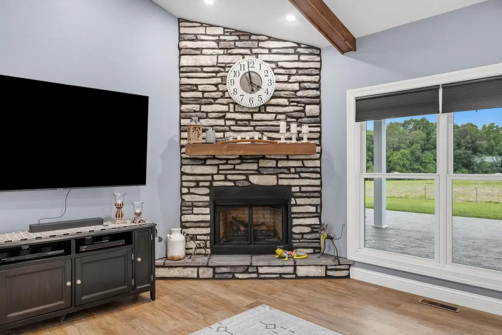 309 Eagles Pass Columbia KY 42728