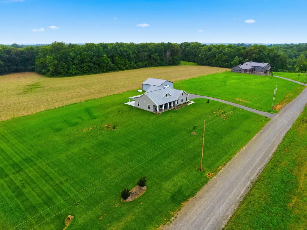 309 Eagles Pass Columbia KY 42728