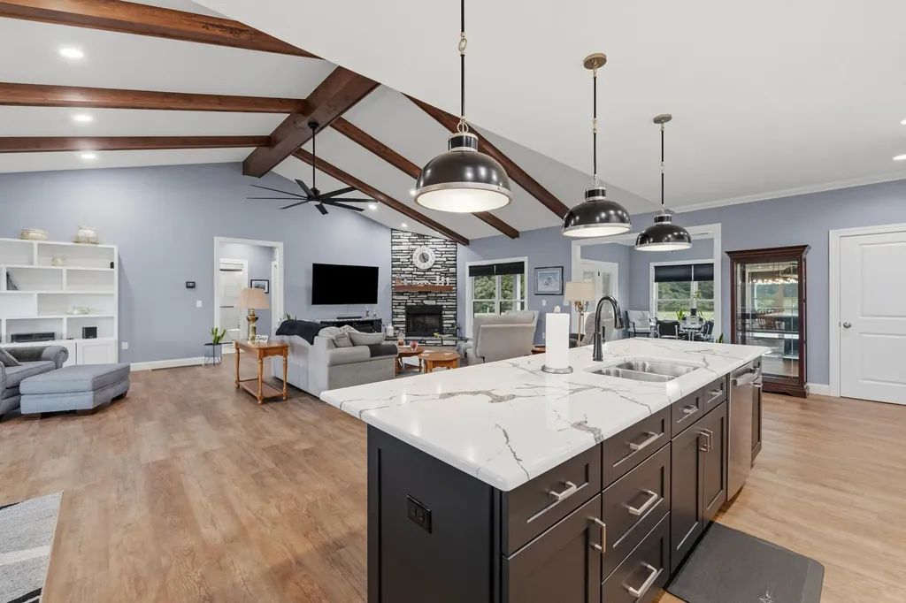 309 Eagles Pass Columbia KY 42728