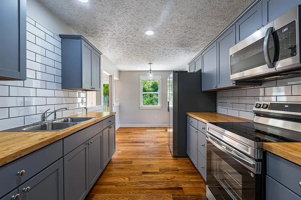 566 Lantern Way Frenchburg KY 40322