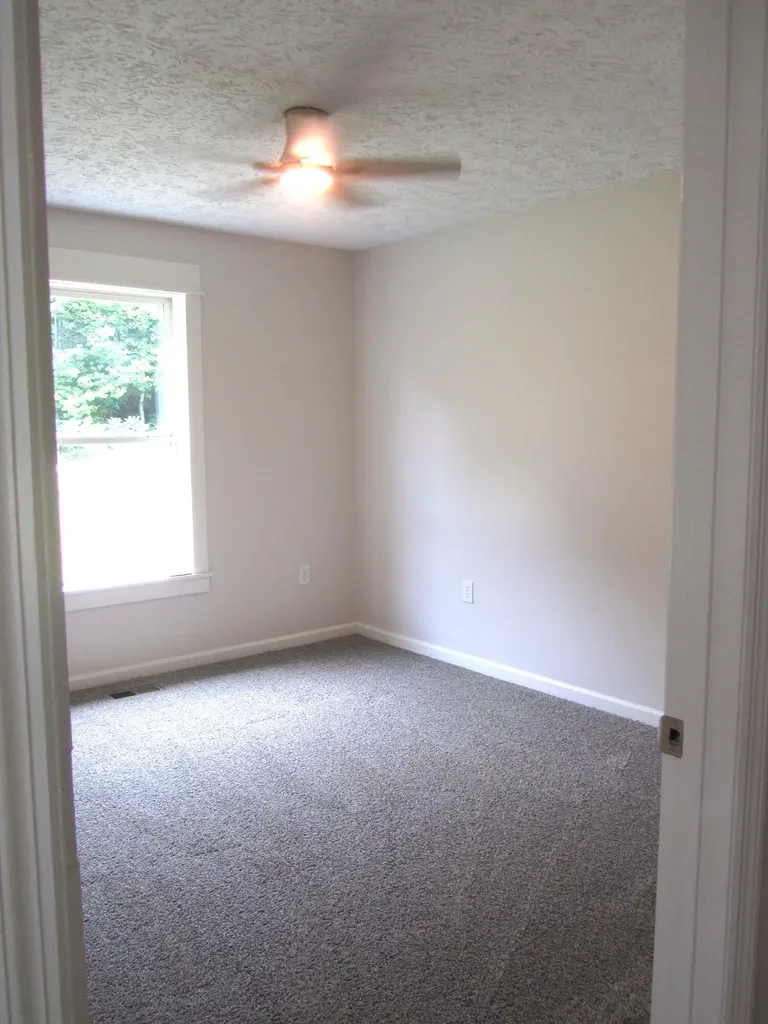 566 Lantern Way Frenchburg KY 40322