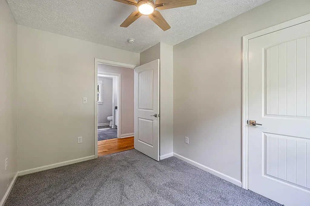 566 Lantern Way Frenchburg KY 40322