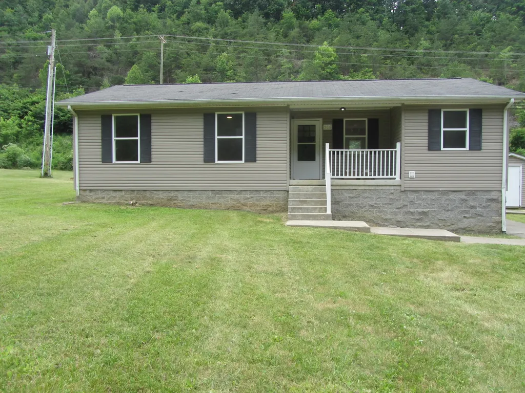 566 Lantern Way Frenchburg KY 40322
