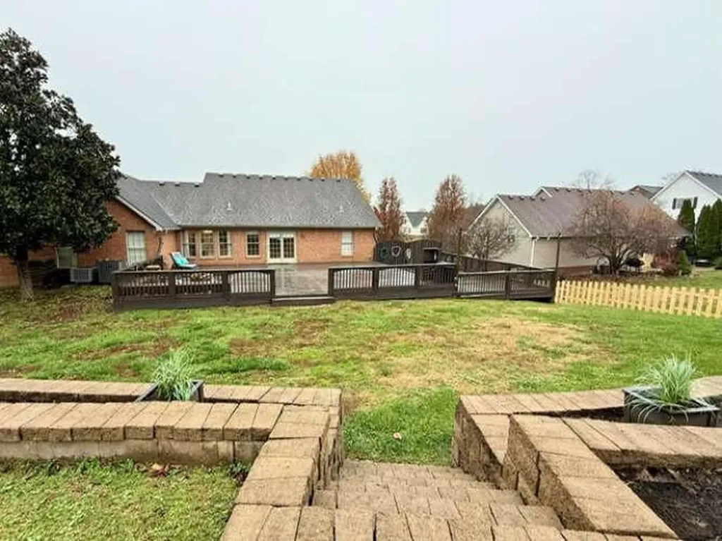 131 Creekside Drive Danville KY 40422