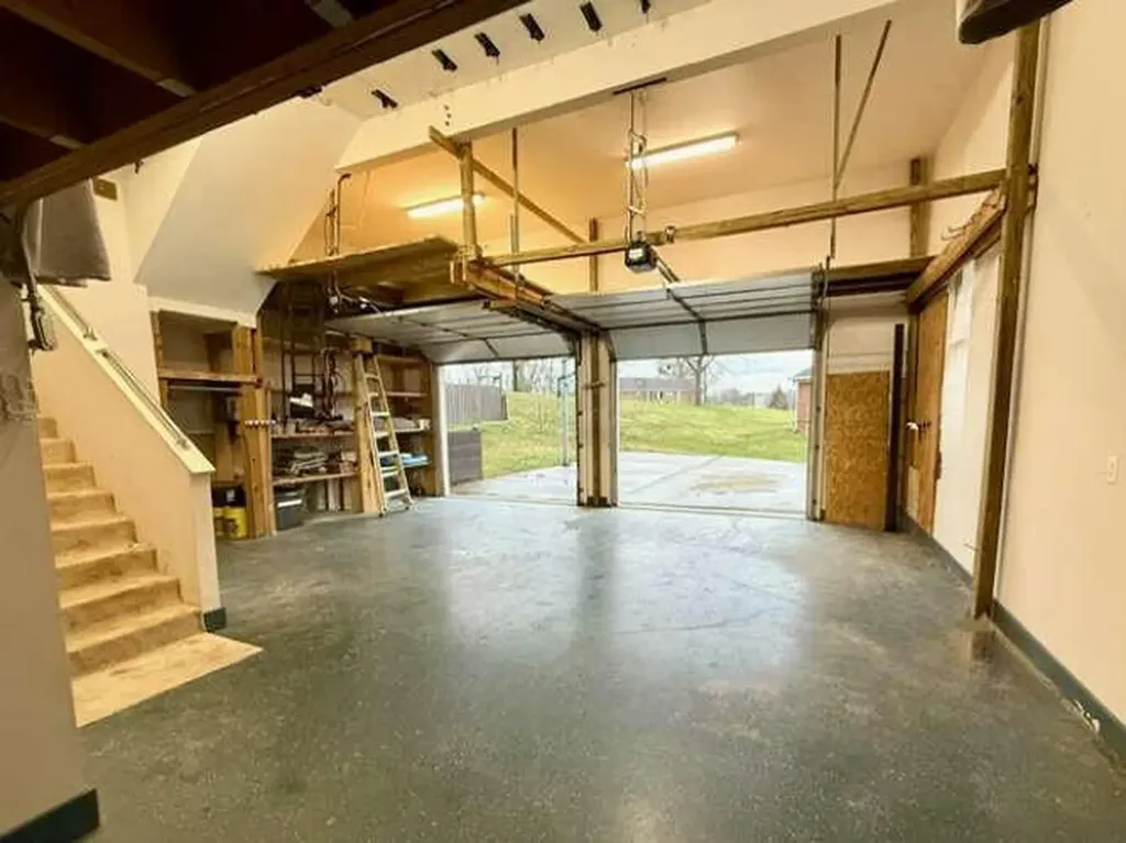 131 Creekside Drive Danville KY 40422